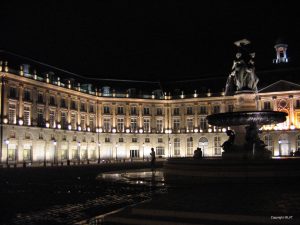 Bordeaux Vineyards and Chateaux - Self Guided Bike Tour - France - Van Gogh Tours