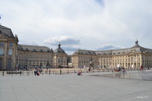Bordeaux Vineyards and Chateaux - Self Guided Bike Tour - France - Van Gogh Tours