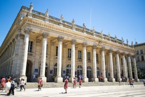 Bordeaux Vineyards and Chateaux - Self Guided Bike Tour - France - Van Gogh Tours