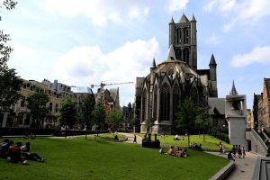 Amsterdam to Bruges Premium - Van Gogh Tours - Bike and Barge