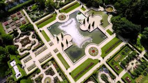 Self guide bike tour - Van Gogh Tours - Loire Valley chateau
