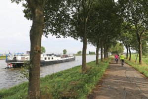Bike and Barge tour - Van Gogh Tours - bike path Europe