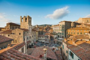 Van Gogh Tours - Cortona - The Best of Umbria and Tuscany Cycling Tour