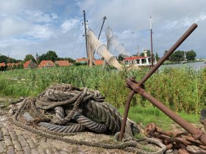 Van Gogh Tours - Friesland and Lake IJssel - Bike and Barge Tour Netherlands
