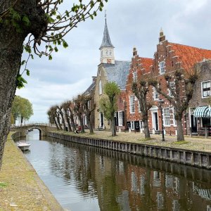 Van Gogh Tours - Friesland and Lake IJssel - Bike and Barge Tour Netherlands