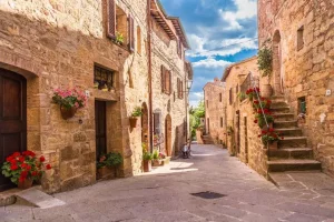 Van Gogh Tours - Pienza - The Best of Umbria and Tuscany Cycling Tour