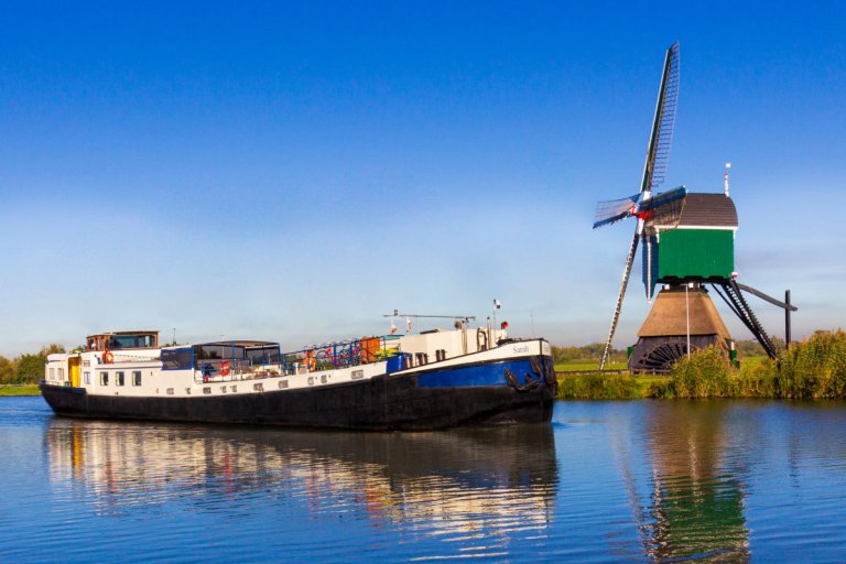Deluxe Springtime Tour - Barge trip | Van Gogh Tours