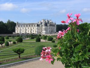 Heart of Chateau Country - Loire Valley France - Self Guided Bike Tour - Van Gogh Tours