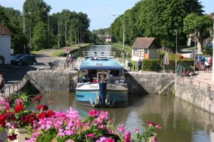 Bruges to Paris - Van Gogh Tours - Bike and Barge Tour France and Belgium