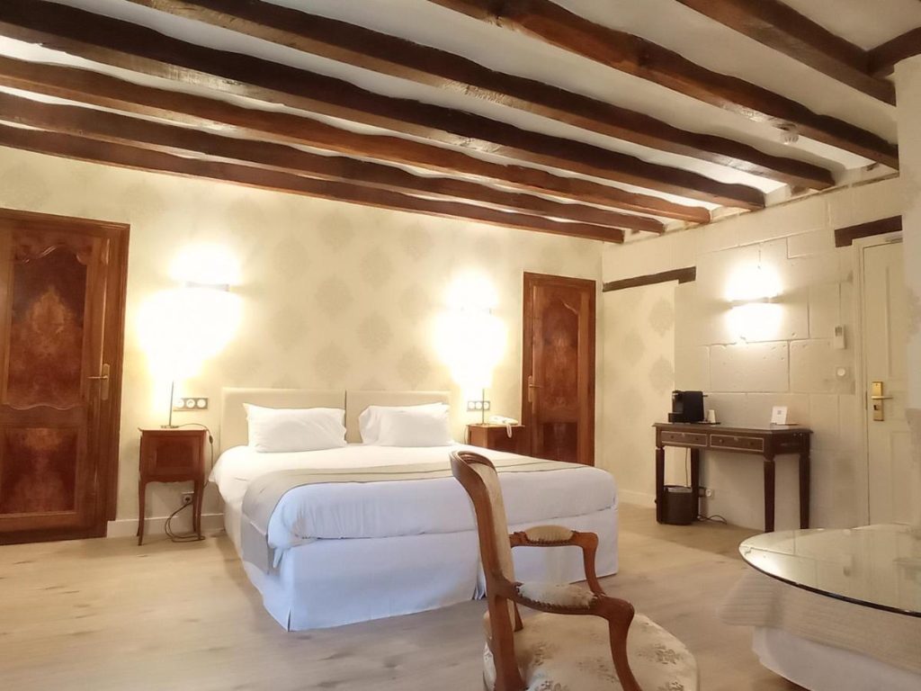 Tours to Angers - Self guided bike tour France - Van Gogh Tours