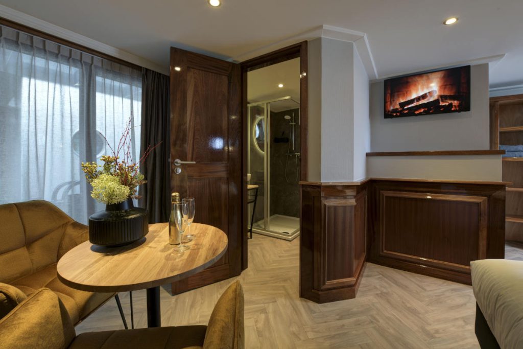 leafde-fan-frysln-suite_3_53646967730_o