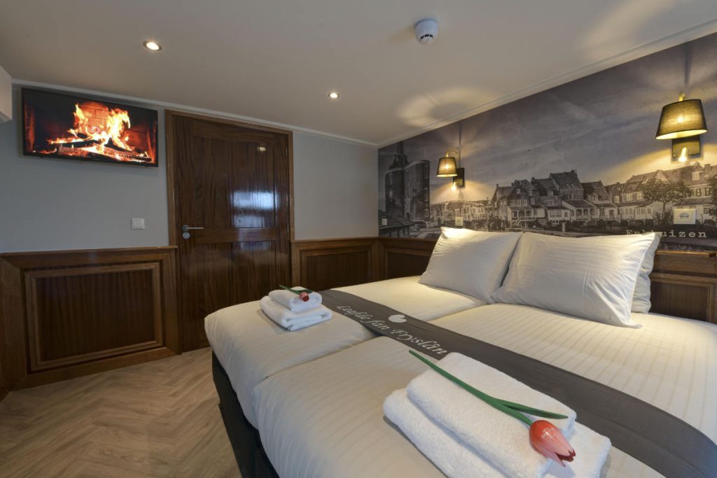 leafde-fan-frysln-suite_53646849879_o