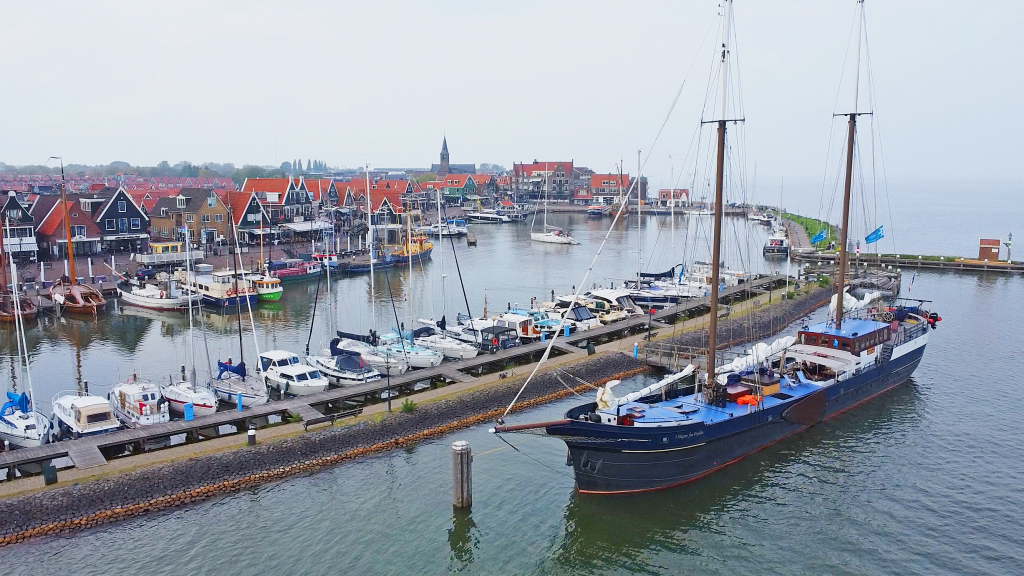 Sail, Bike and Tulips - Bike and Barge - Van Gogh Tours