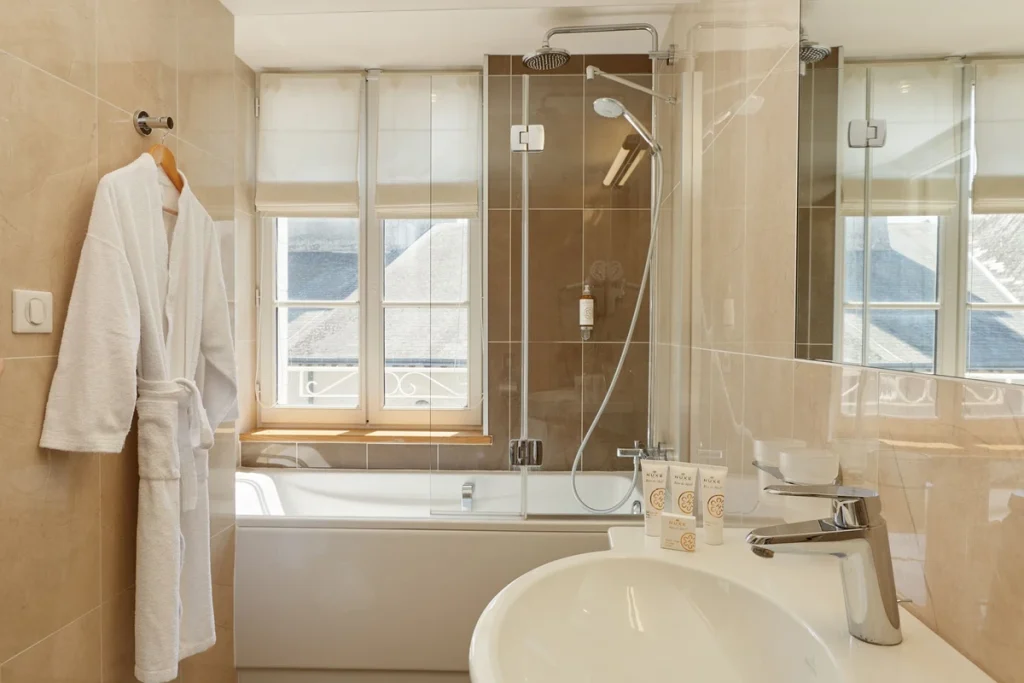 Relais des 3 Châteaux Cheverney