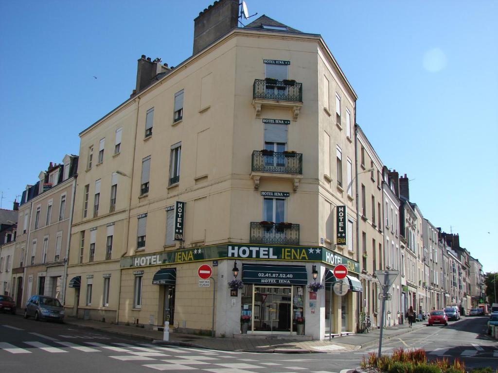 Hôtel Lena Angers - Self Guided bike tour - Tours to Angers - Loire Valley - Van Gogh Tours - France