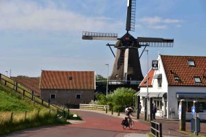 Holland Island Hopping - Van Gogh Tours - Netherlands - Bike and Barge