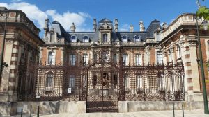 Espernay Champagne - Paris - Boat bike tours - Van Gogh Tours - France