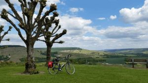 Espernay Champagne - Paris - Boat bike tours - Van Gogh Tours - France