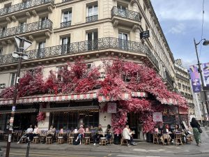 Espernay Champagne - Paris - Boat bike tours - Van Gogh Tours - France