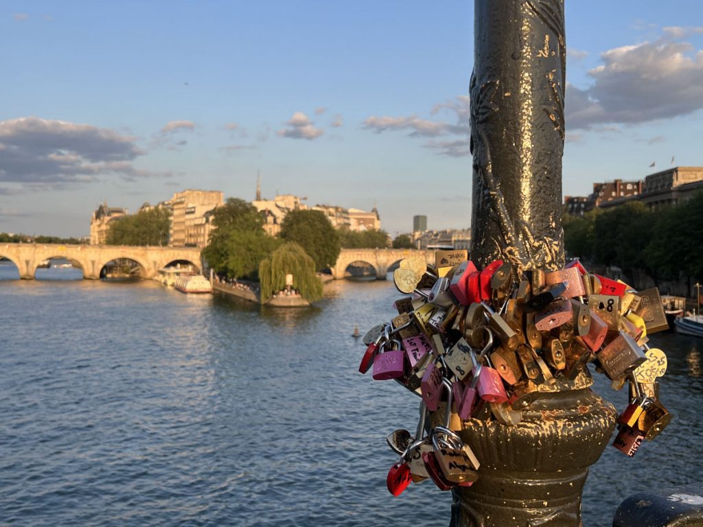 Paris to Epernay Champagne (E-Bikes only)