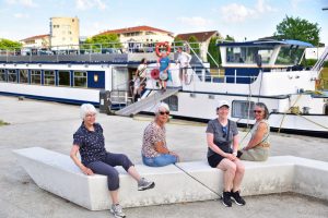 Champagne Epernay to Paris - Bike and Barge - Van Gogh Tours - France