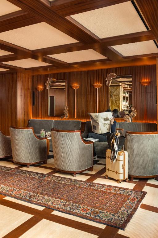Hotel des Grands Voyageurs - Amsterdam to Paris - Van Gogh Tours - Bike and Barge - France
