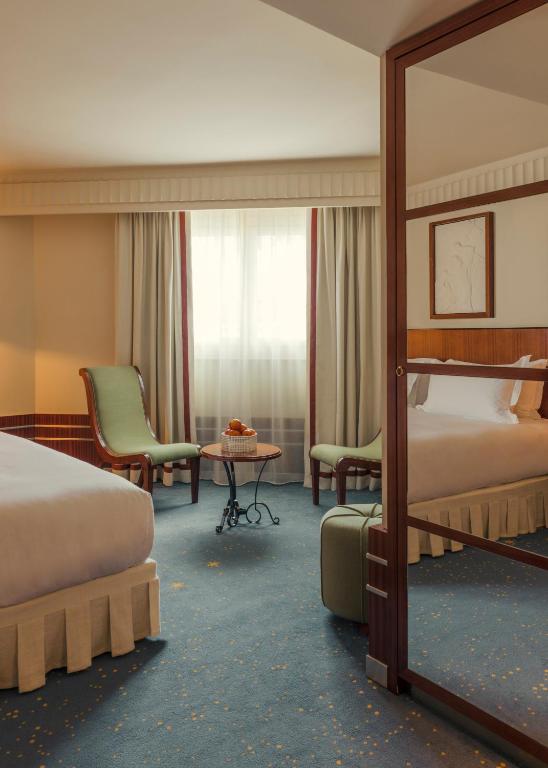 Hotel des Grands Voyageurs - Amsterdam to Paris - Van Gogh Tours - Bike and Barge - France
