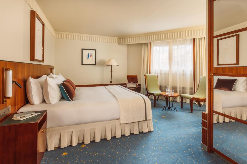 Hotel des Grands Voyageurs - Amsterdam to Paris - Van Gogh Tours - Bike and Barge - France