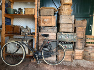 Tulips & Postcards - Van Gogh Tours - Guided Bike Tour