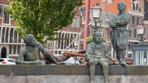 Tulips & Postcards - Van Gogh Tours - Guided Bike Tour