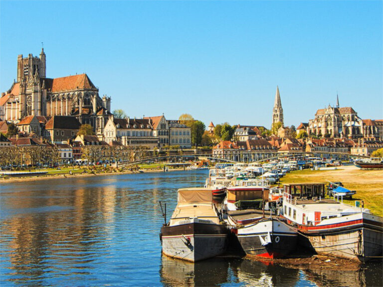 Northern Burgundy Bike and Barge Tour | France | Van Gogh Tours