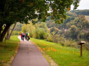 Northern Burgundy Bike and Barge Tour | France | Van Gogh Tours